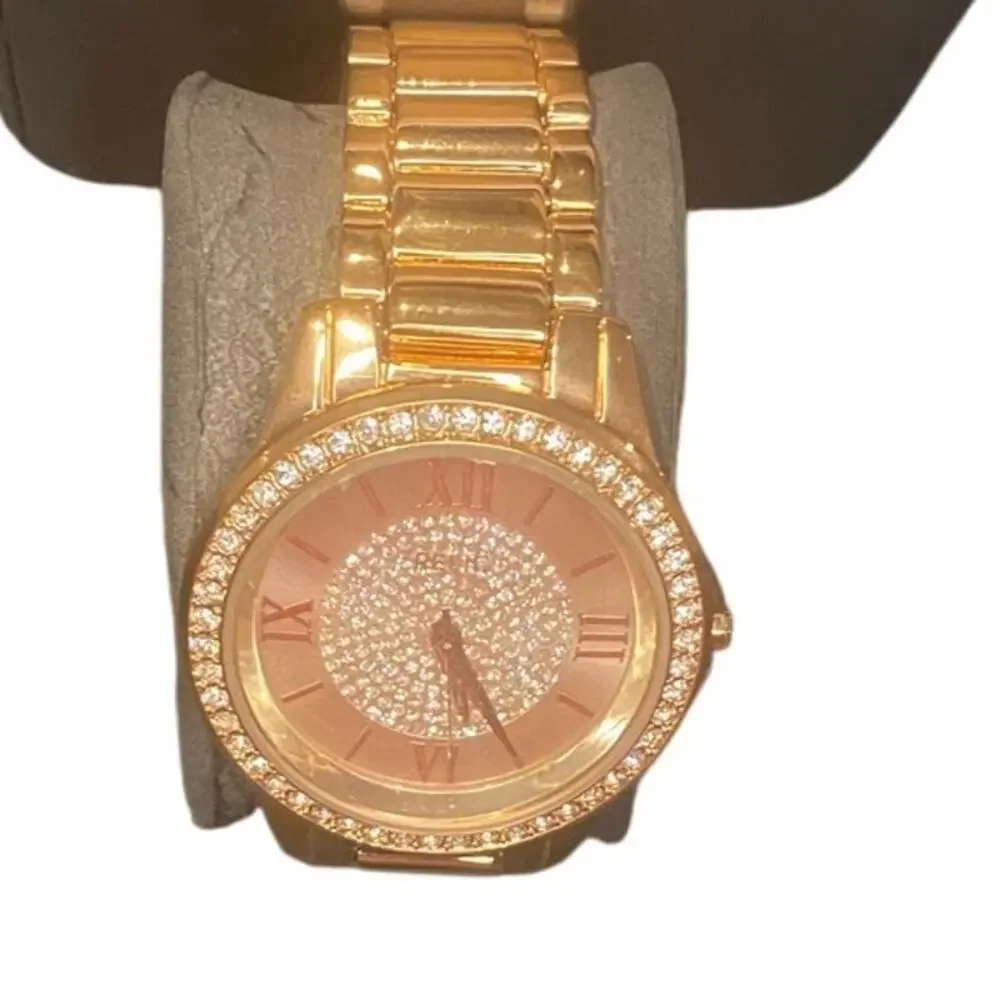 Relic Rose Gold Crystal Accent Watch – Roman Numerals – Needs Battery – w/ Case